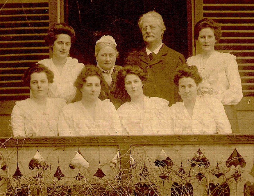 Boissevain Daughters